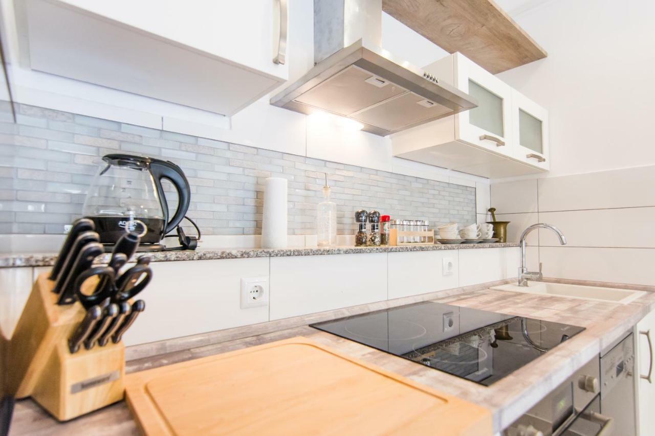 Apartment Mileta 萨利 外观 照片